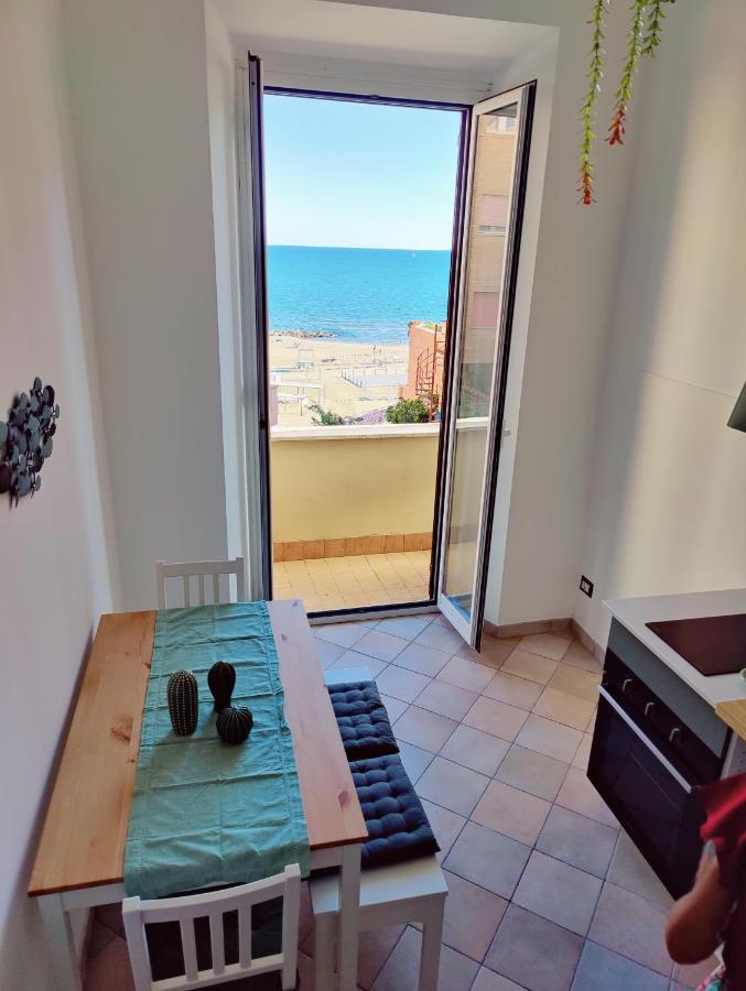 Ferienwohnung Bellavista, Il Tuo Soggiorno Vista Mare! Nettuno Exterior foto